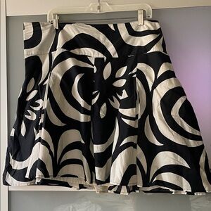Moschino Black and White Patterned A-Line Skirt